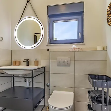 Cozy In With Kitchen Holiday home