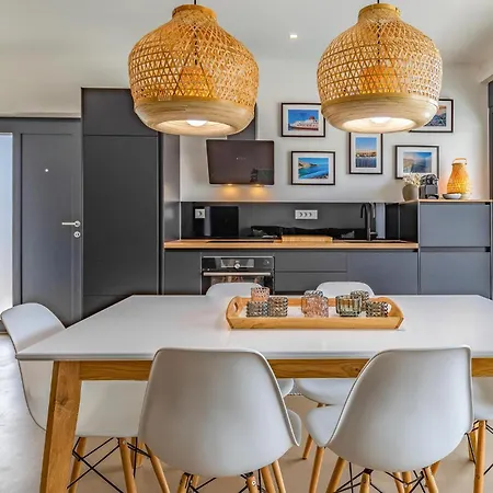Cozy In With Kitchen Holiday home *