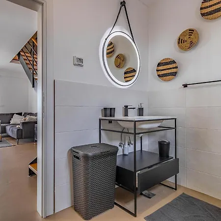 Cozy In With Kitchen Holiday home