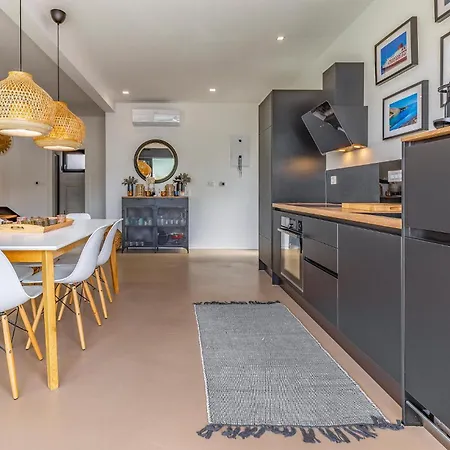 Cozy In With Kitchen Holiday home